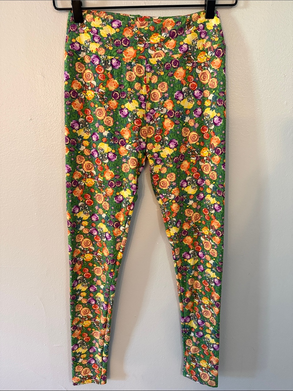 LuLaRoe Disney Daisy Duck Floral Leggings